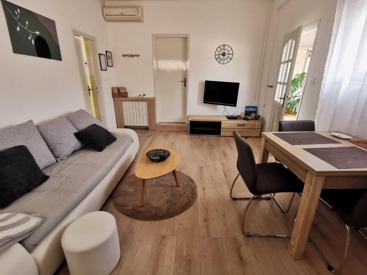 Apartman Lana Medulin Exterior photo